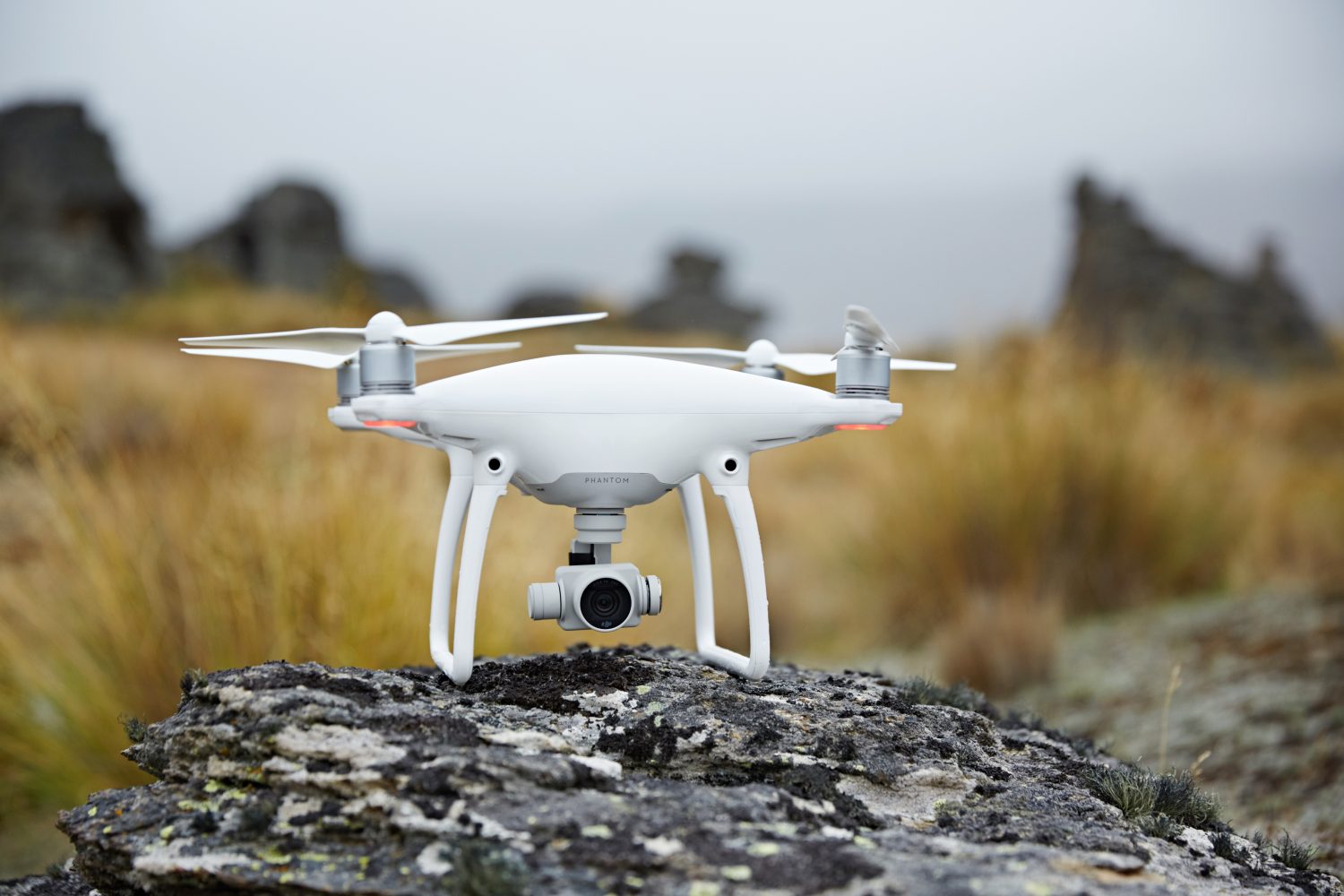 munt Lichaam Salie DJI's nieuwe Phantom 4 drone kan je automatisch volgen - Snowchamps